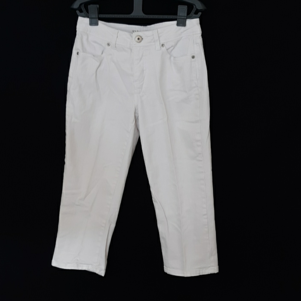 Ladies St. John's Bay White Jeans sz 4